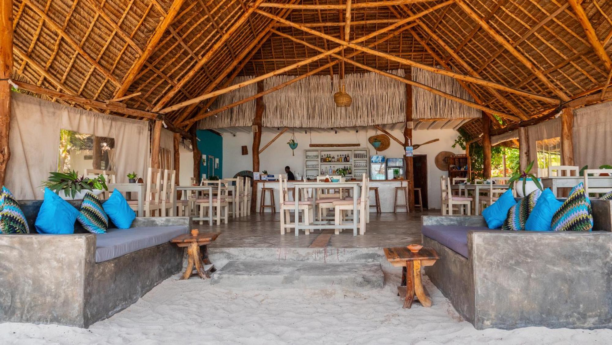 Bahari Beach Bungalows Jambiani  Luaran gambar